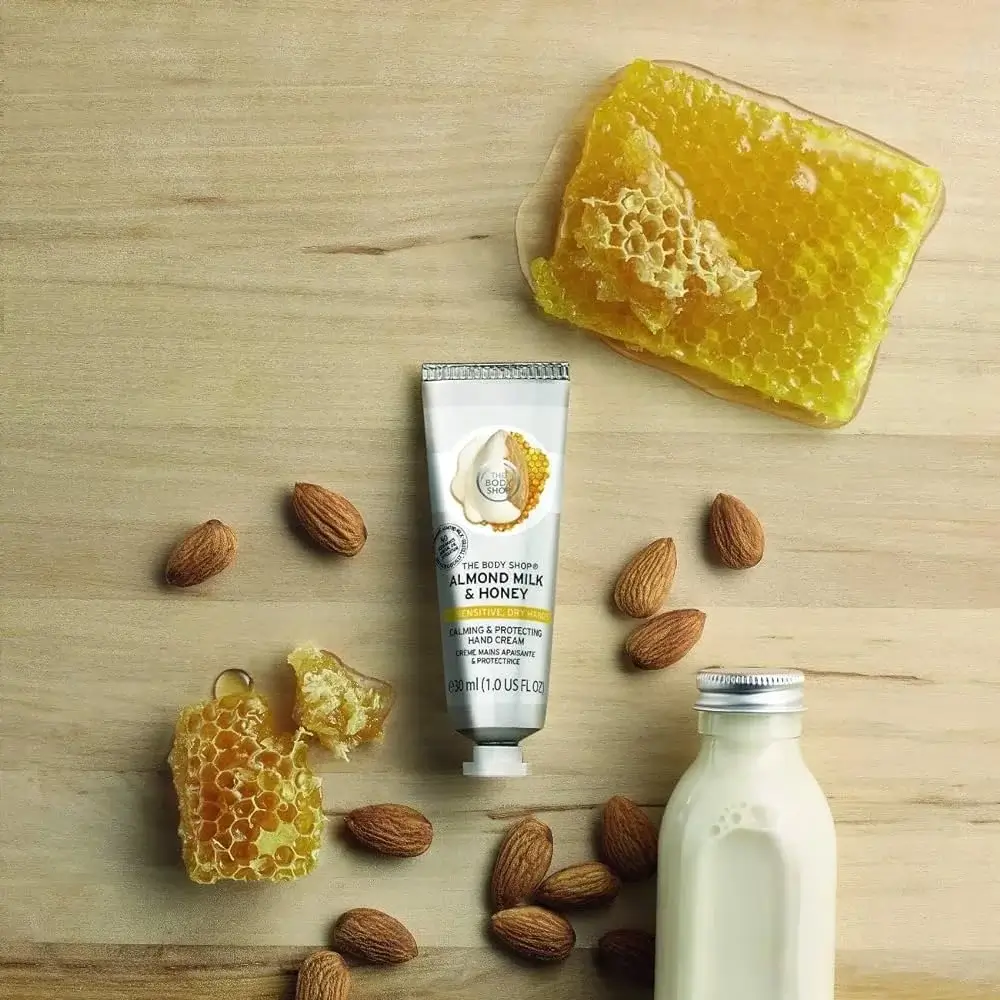 The Body Shop Almond Milk & Honey hand cream 30ml – 2